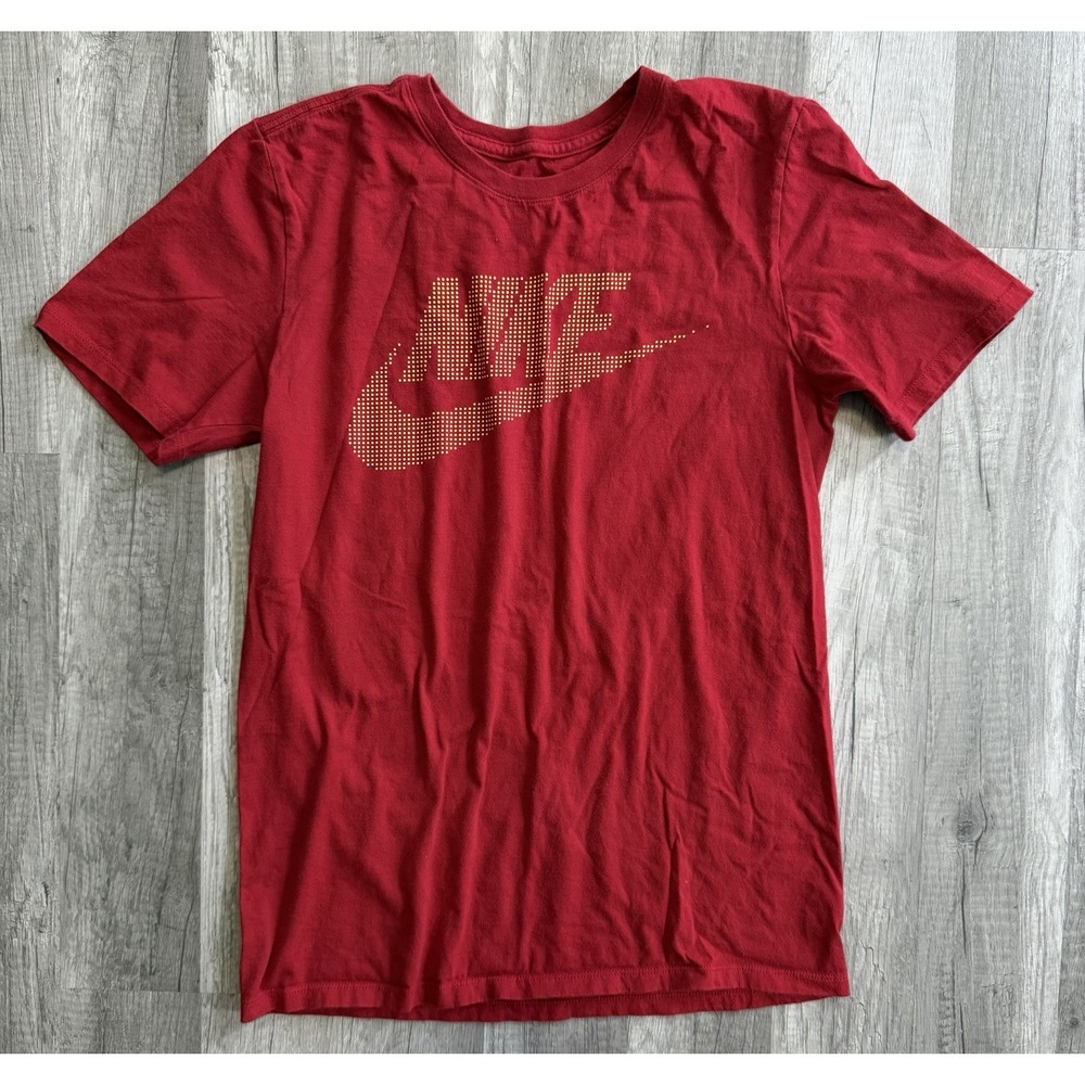 Nike The Nike Tee Youth Red Solid Crew‎ Neck Short Sleeve Logo T-Shirt Size Smal - Picture 2 of 9